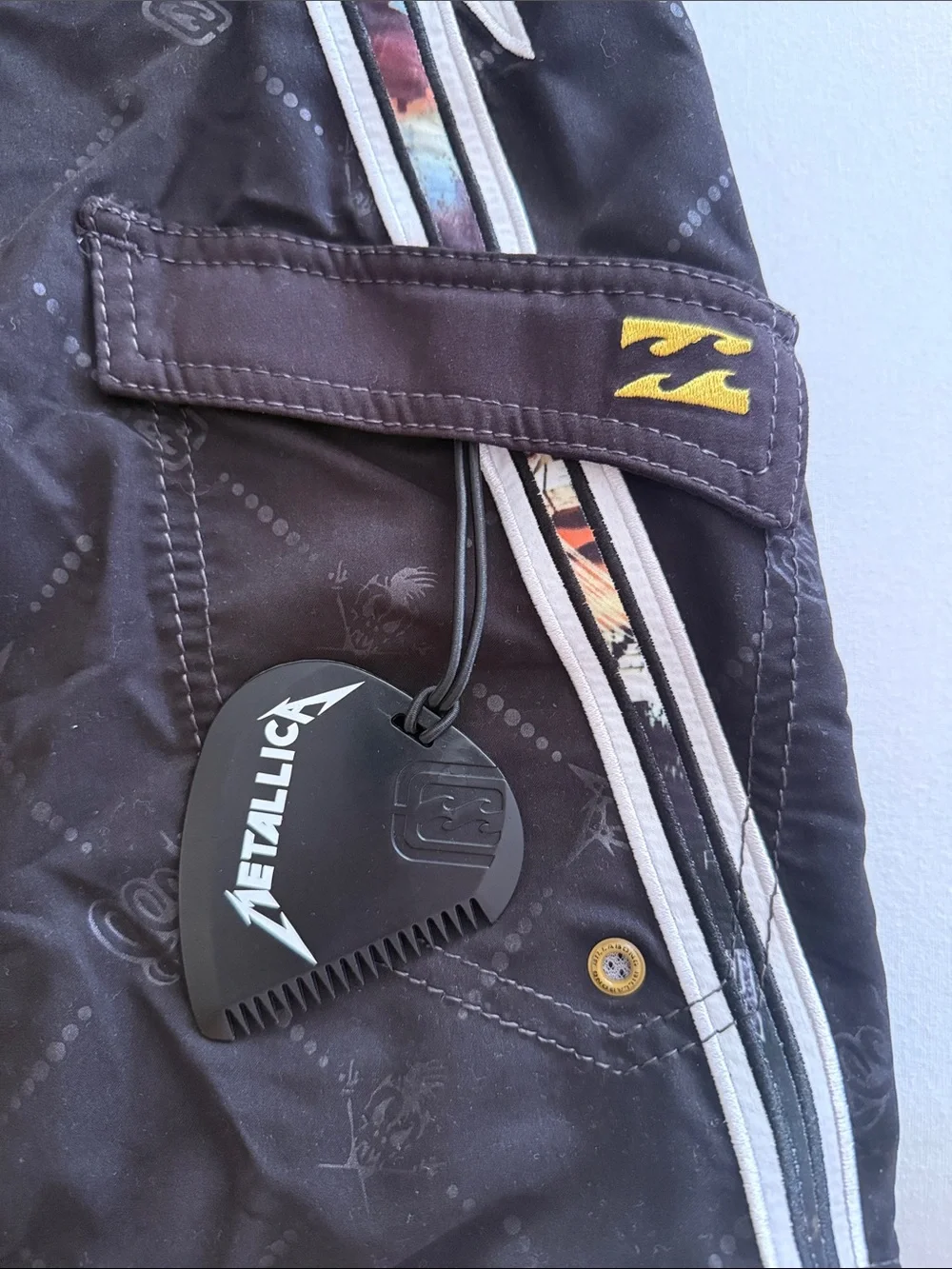 Billabong Black Cargo Pants with Colorful Metallica Graphic